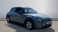 MINI Hatchback 1.5 Cooper Classic 5dr Petrol Hatchback